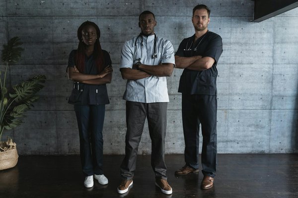 Guide Pratique pour Organiser une Visite Médicale à Domicile avec un Professionnel de la Santé